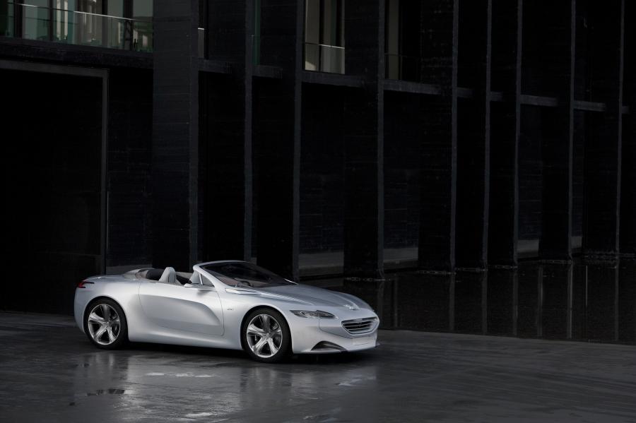  Peugeot SR1 Concept 2010 года  (фото 27 из 57)